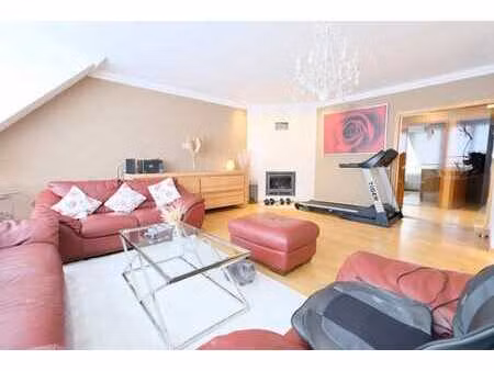 appartement 2 chambres top quartier !!!