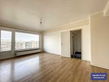 bel appartement 2ch + terrasse