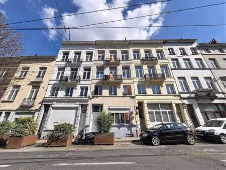 immeuble de rapport avec 4 unités de logement