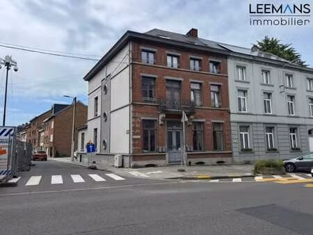 appartement 2 chambres avec jardin à 2 minutes de la gare.