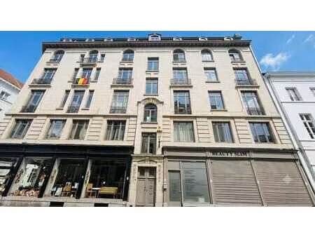 ste-catherine - appartement 2 ch - 100% meublé - peb c
