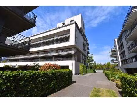 appartement ultramoderne avec 1 chambre et terrasse très ...