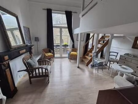 appartement 1 ch. avec mezzanine à ixelles