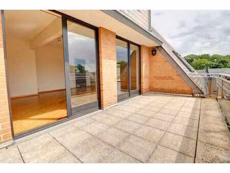 penthouse duplex +- 244m² / terrasses + garage