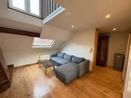 beau et lumineux appartement duplex meuble de 70m2