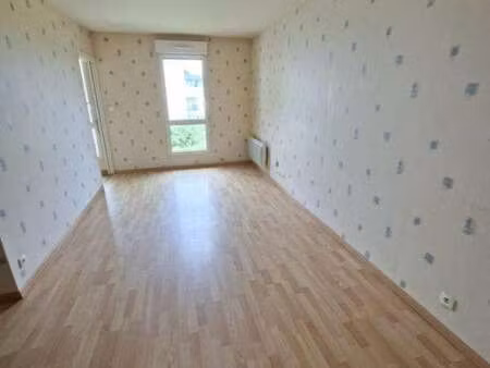 location appartement t1 au rheu (35650) : à louer t1 / 41m² le rheu