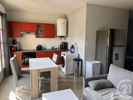location appartement 2 pièces meublé à fougères (35300) : à louer 2 pièces meublé / 34m² f