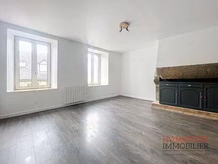 location appartement 3 pièces à lesneven (29260) : à louer 3 pièces / 58m² lesneven