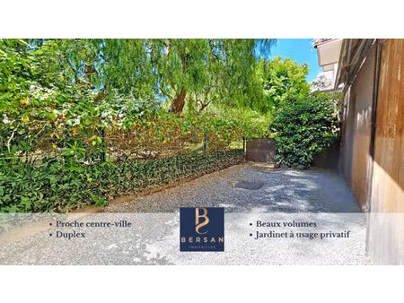 duplex centre ville saint raphael avec jardinet