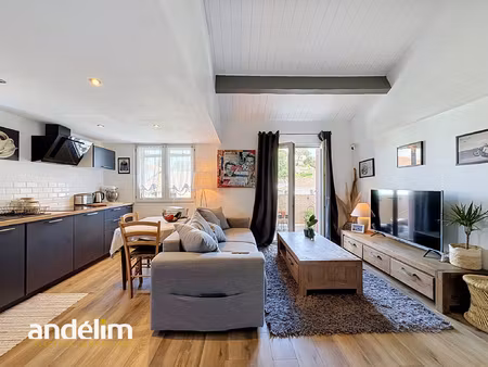 f3 en duplex et en parfait état - centre de st raphaël à pie
