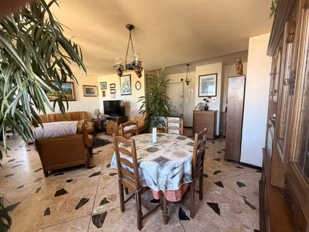 appartement 3 chambres : toulon st jean  quartier brusquet