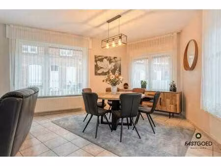 instapklare 4-slpk hoekwoning op topligging