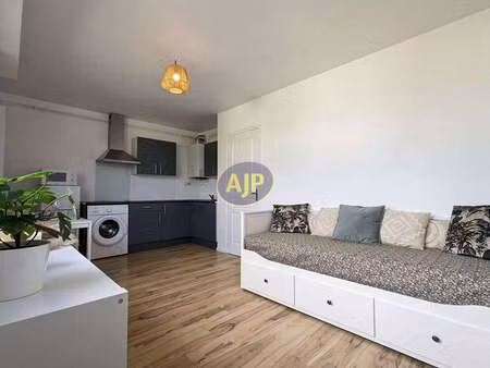location appartement t1 meublé à pontivy (56300) : à louer t1 meublé / 20m² pontivy