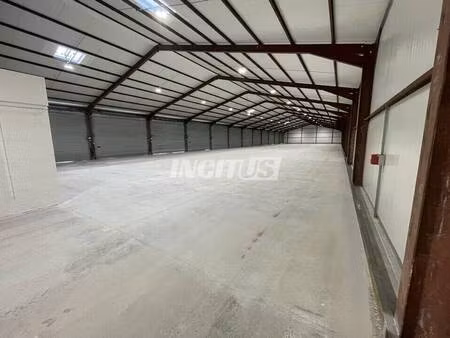 entrepôt à vendre