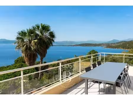 coti-chiavari  villa 6 chambres  vue mer panoramique  appartement  piscine  proche plage