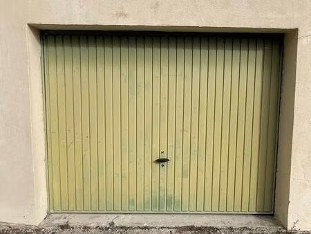 parking à louer