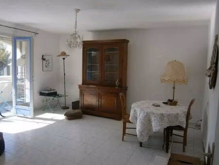 la maison de pierre