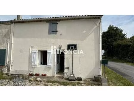 vente maison à la garnache (85710) : à vendre / 60m² la garnache