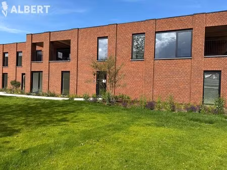 rez-de-chaussée à louer à hoogstraatsesteenweg 16-18 rijkevorsel (rbw18001)