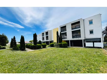 appartement royan m² t-2 à vendre  128 040 €