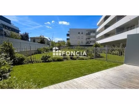appartement 2 pieces avec terrasse jardin et parking sous sol