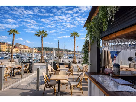 pizzéria sur le port de port vendres