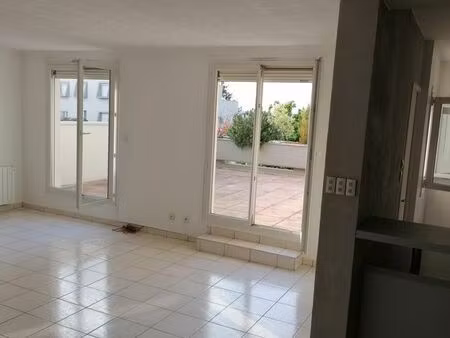 chassieu le haut 95 m² / 32 m² terrasse