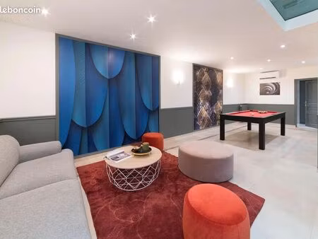 maison 220 m² 4 pièces