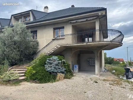 studio 1 pièce 16 m²