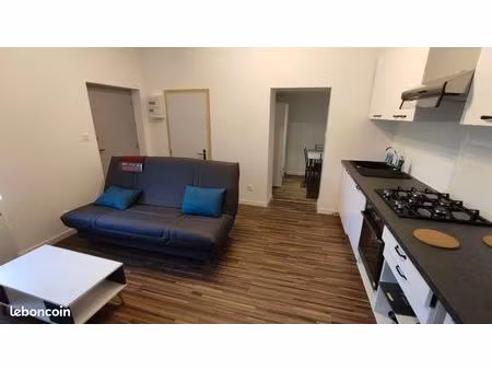 studio 1 pièce 27 m²