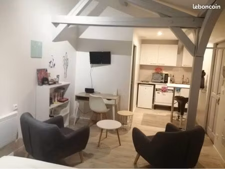 appartement 23m2 à louer centre ville de troyes - 425 cc