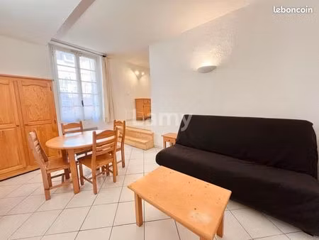 studio 1 pièce 20 m²