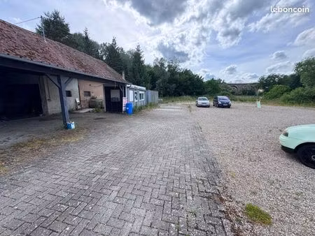terrain et bureau à louer