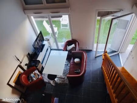 studio duplex avec jardin et terrasse
