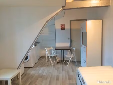 studio meublé 26m² - place st amand