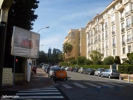 studio libre aout proche croisette