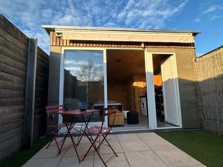 studio indépendant meublé avec extérieur sans vis à vis