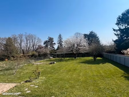 terrain à vendre