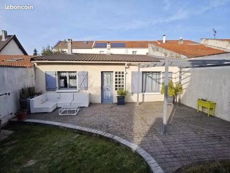 appartement 1 pièce 40 m²