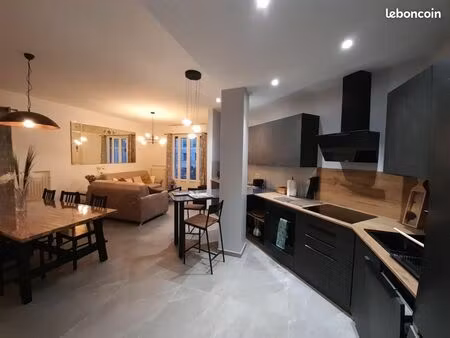 chambre 3 pièces 73 m²