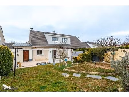 maison 4 pièces 76 m²
