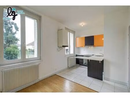 triplex à louer