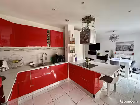 appartement 4 pièces 92 m²