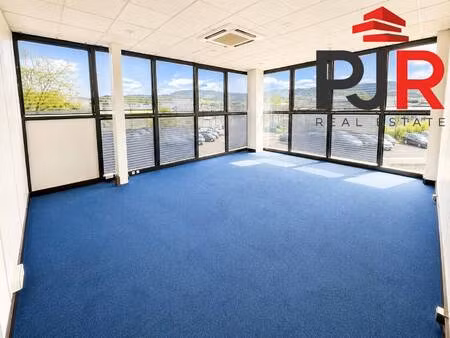 pj.real estate