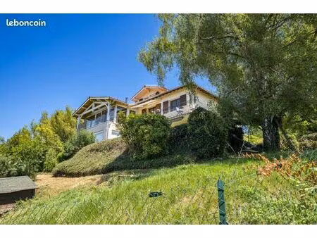 propriété 6 pièces 180 m²