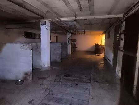 location hangar garage box