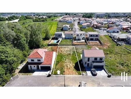 terrain constructible viabilisé à vendre