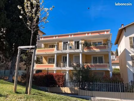 3 piece de 72m2 avec 16m2 de terrasse bas cimiez