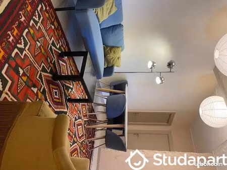 chambre 1 pièce 14 m²