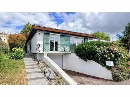 maison de plain-pied à vendre